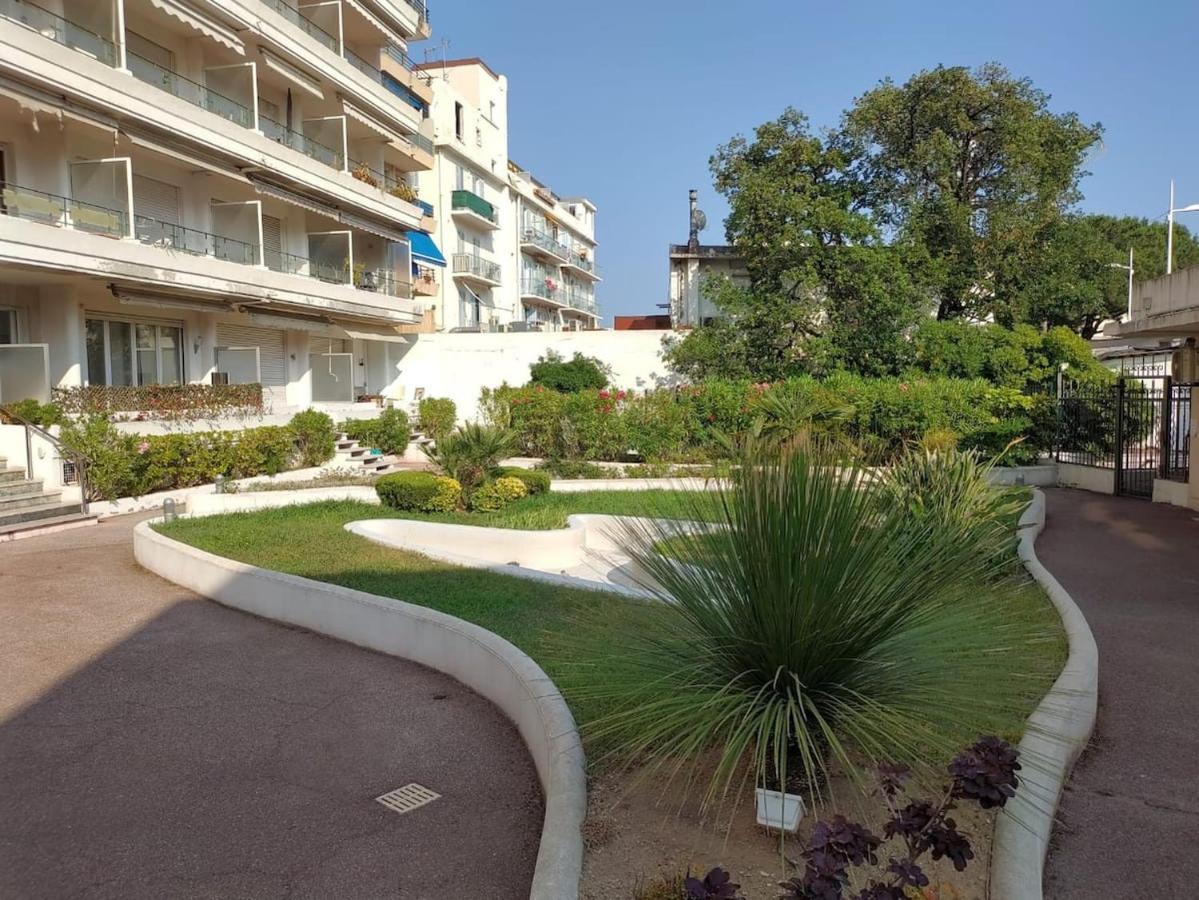 Flat In Juan Lejlighed Antibes Eksteriør billede